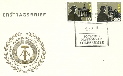 Vorderansicht - Ersttagsbrief - 10 Jahre Nationale Volksarmee, 1966 - Für den Schutz der Arbeiter- und Bauern-Macht, 1956-1966 Briefmarken zeigen jeweils Soldat vor dem Brandenburger Tor und Chemieanlage