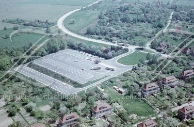 Blick von Oben auf den Besucherparkplatz