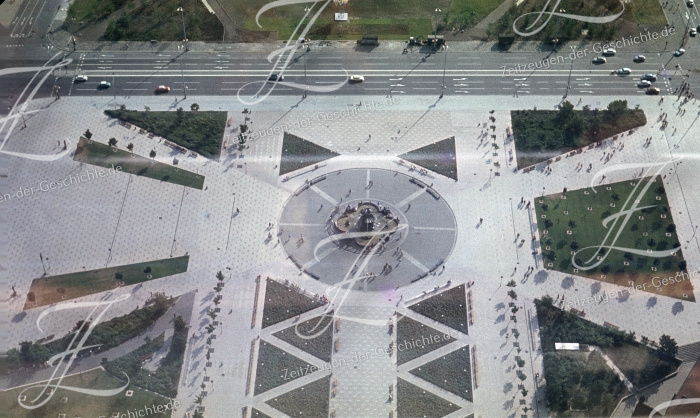 Aufnahme aus dem Dreh-Restaurant Sphere im Berliner Fernsehturm